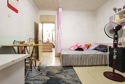 北京康管会住宅楼2室1厅67.97平低楼层/共6层