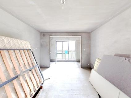 北京新龙御都国际4室2厅143.23平低楼层/共33层