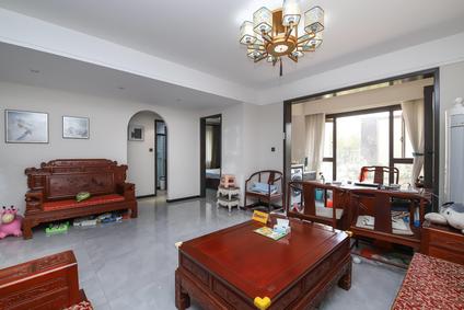 北京绿都洛阳府3室2厅109平低楼层/共26层