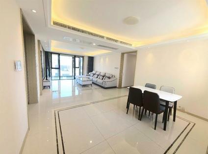 北京鲁能公馆4室2厅157.75平高楼层/共8层