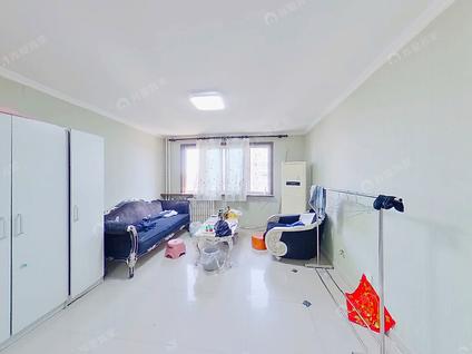 北京海特花园2室1厅101.55平高楼层/共18层