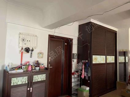 北京两淮新城2室2厅108平中楼层/共18层