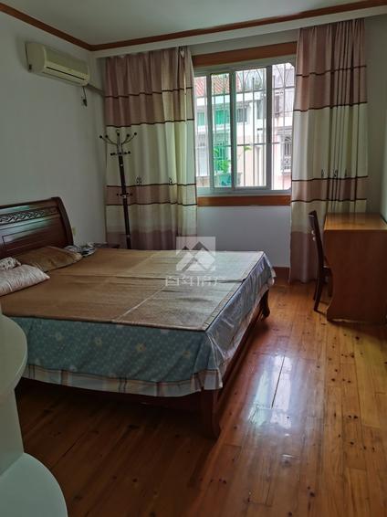 北京中山路3室2厅104平高楼层/共7层