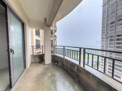 海口和风江岸4室2厅179.81平中楼层/共33层