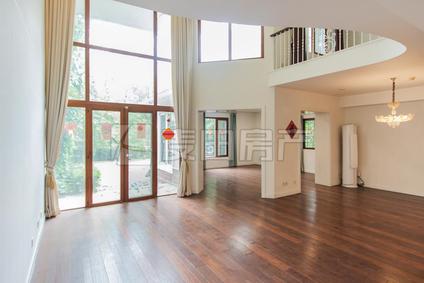 北京长岛澜桥5室3厅334.36平低楼层/共1层