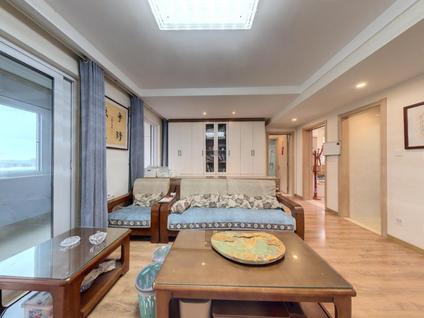 北京新城保利天地3室2厅109.54平中楼层/共18层