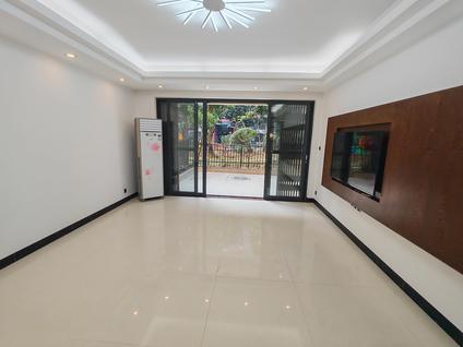 北京帕佳图尚品3室2厅136.58平低楼层/共15层