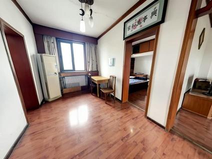 北京干城小区2室2厅73平高楼层/共5层