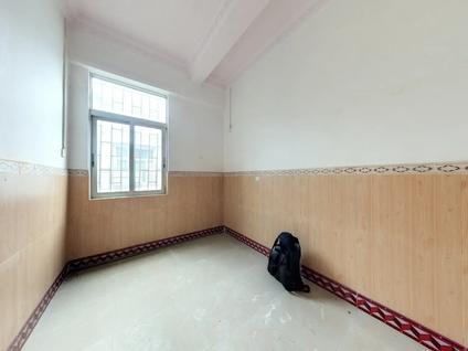 北京美景花园(花都)3室2厅84.99平高楼层/共9层