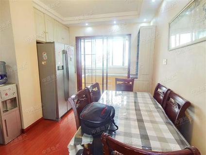 北京银泰花园3室2厅113.35平中楼层/共11层