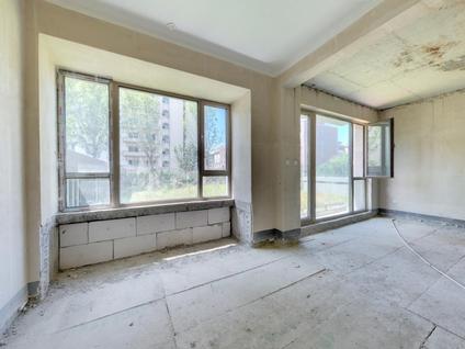 北京绿城沁园3室2厅122.18平低楼层/共4层