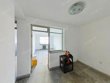 北京艺苑里1室1厅41.98平中楼层/共7层