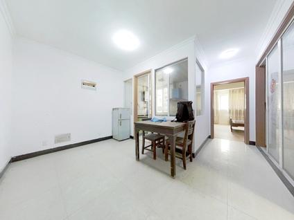 南京锦华新城2室1厅57.56平低楼层/共11层