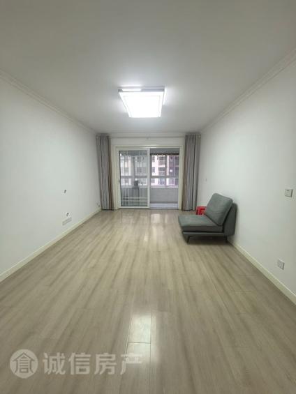 北京汴北新区安置房3室2厅116平低楼层/共26层