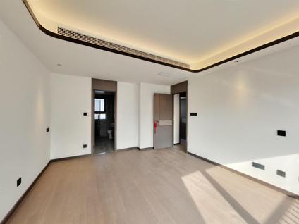 北京招商臻园4室2厅191平高楼层/共17层