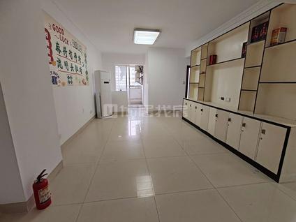 北京金旺角住宅3室2厅117平中楼层/共34层