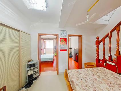 北京苏江花园4室2厅93.82平高楼层/共5层