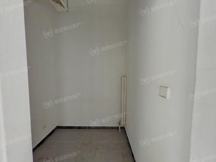 北京绿地自由港2室1厅138.16平中楼层/共11层