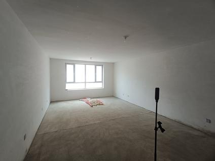 北京汇通家园3室2厅120.76平中楼层/共6层