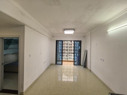 海口乾坤湖(龙昆花园)1室2厅55平中楼层/共20层