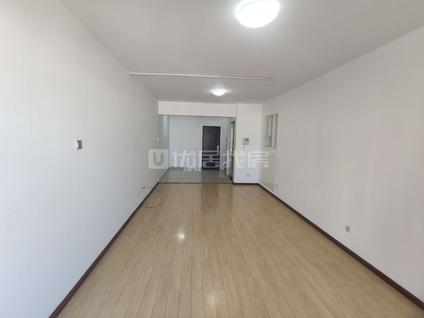 北京山水丽都1室1厅47平中楼层/共28层