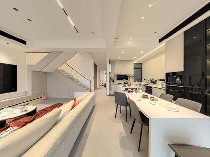 北京美的湾4室1厅155.25平中楼层/共6层