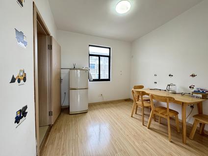 北京中桥二村1室1厅44平高楼层/共5层