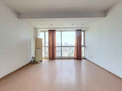 北京台银大厦3室2厅150.02平中楼层/共28层