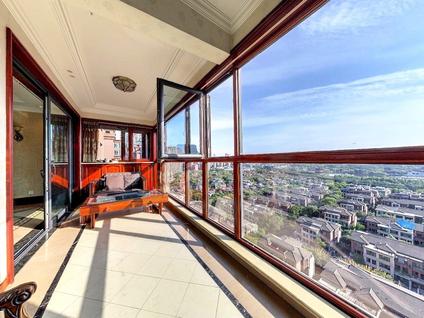 西安中海铂宫4室2厅241.55平高楼层/共17层