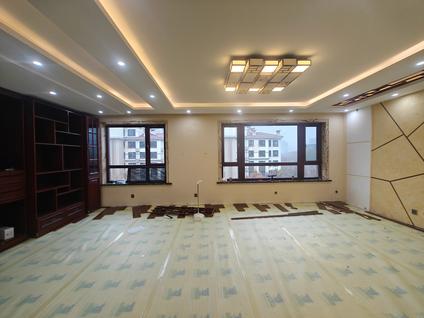 北京伟峰东樾3室2厅181平高楼层/共7层