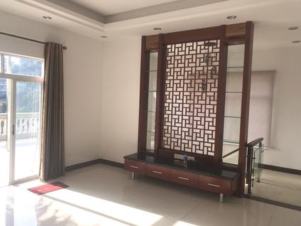 北京南泉花园5室3厅243平低楼层/共3层