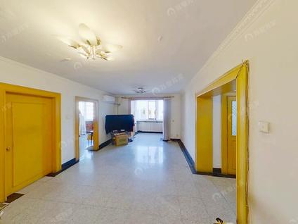 北京南线阁39号院3室1厅108.66平高楼层/共18层