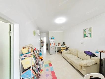 北京石景山杨庄小区2室1厅62.65平高楼层/共6层