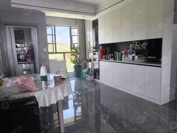 九江尚学壹品4室2厅130平中楼层/共28层