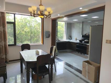 北京白鹭湖庄园(沁园)4室2厅285.5平低楼层/共3层