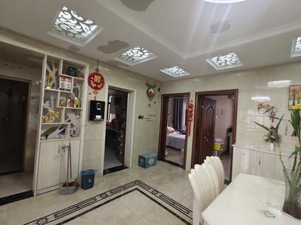 北京阳光水岸4室2厅129.7平高楼层/共11层