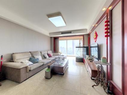 北京融汇领御3室2厅130.17平中楼层/共26层