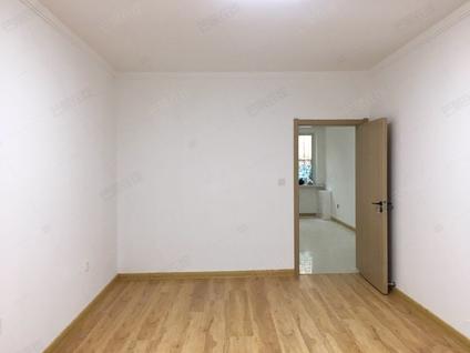 北京爱民社区1室1厅59平低楼层/共6层