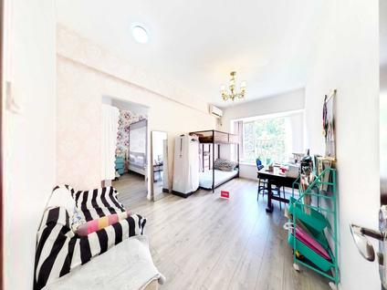 北京保利林语4室2厅140.42平中楼层/共10层