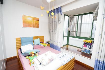 无锡华夏春晓3室2厅124平中楼层/共23层