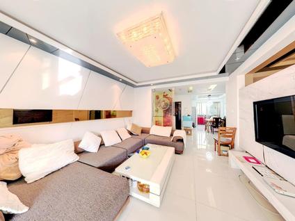 北京飞霞港湾3室2厅147.6平中楼层/共11层