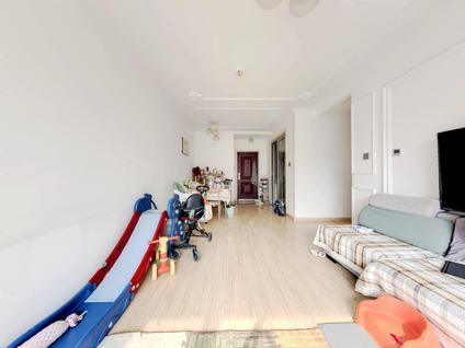 北京黑卓原筑3室1厅95.37平低楼层/共17层