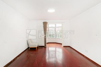 北京中海城(香克林)3室2厅137.37平中楼层/共10层