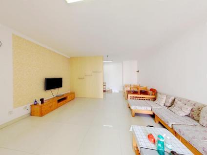 北京华晨国际3室2厅137.8平中楼层/共32层