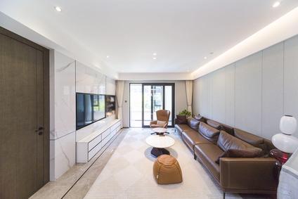 北京融创滨湖印3室1厅148.3平中楼层/共8层