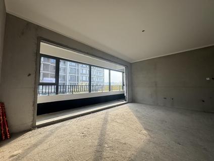 北京亚龙湾花园4室2厅200平中楼层/共7层