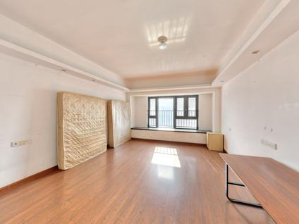 北京南京碧桂园(语林苑)5室2厅220.4平中楼层/共8层