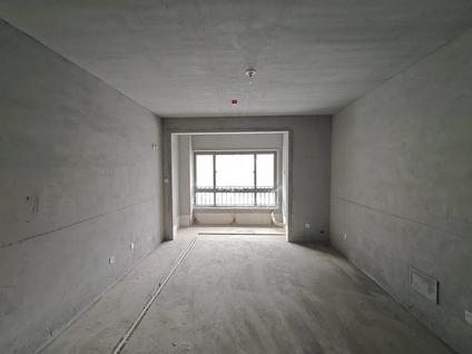 北京宝龙世家3室2厅120平低楼层/共33层