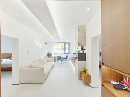 北京北京北小区2室1厅61.93平低楼层/共5层