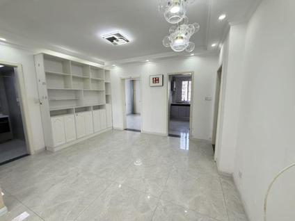 北京凯旋家园2室2厅96.67平高楼层/共11层